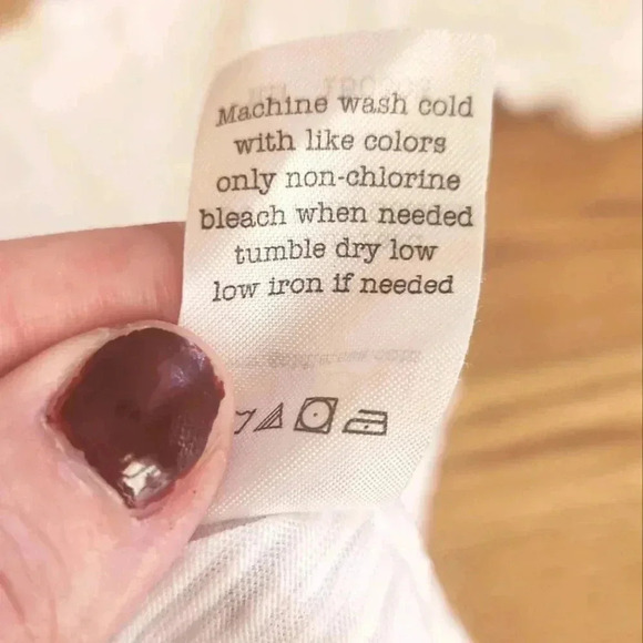 EUC Goldie Mutton Knot Short Sleeve T-Shirt in White, Size S - Picture 9 of 10